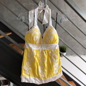 bebe embroidered yellow & white halter top S